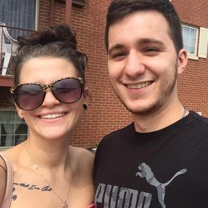 Meet your Posher, Ariana